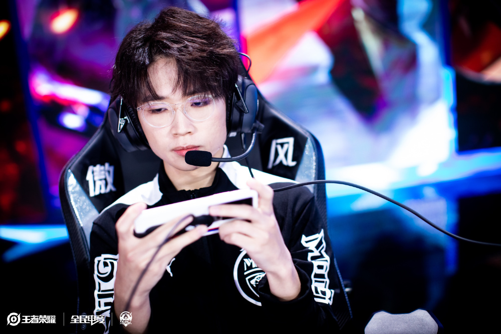 起世界杯的 起世界杯的