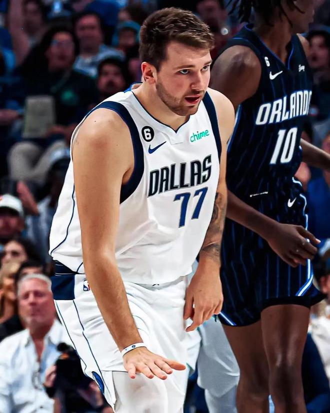 大阵容时不 大阵容时不